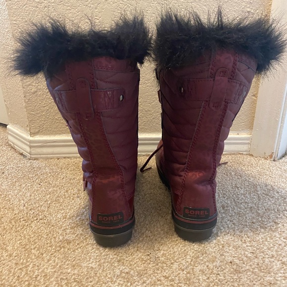 Women’s Ski Boots Burgundy Sz 8 - Picture 3 of 3